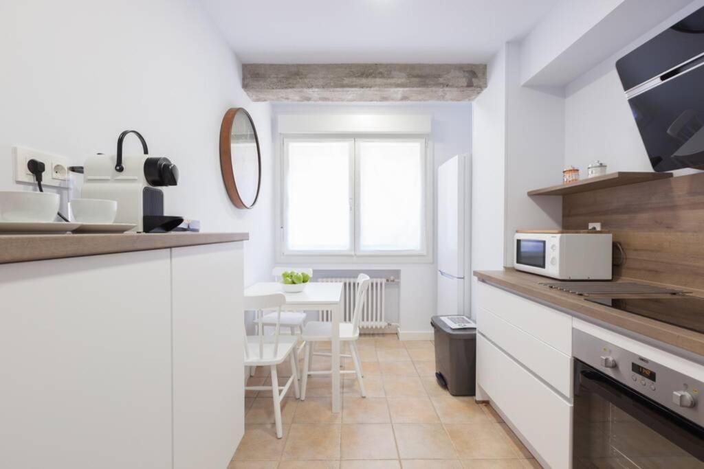 New Gorgeous Central Apartment - Beachfront - 3 Bd San Sebastián Exterior foto