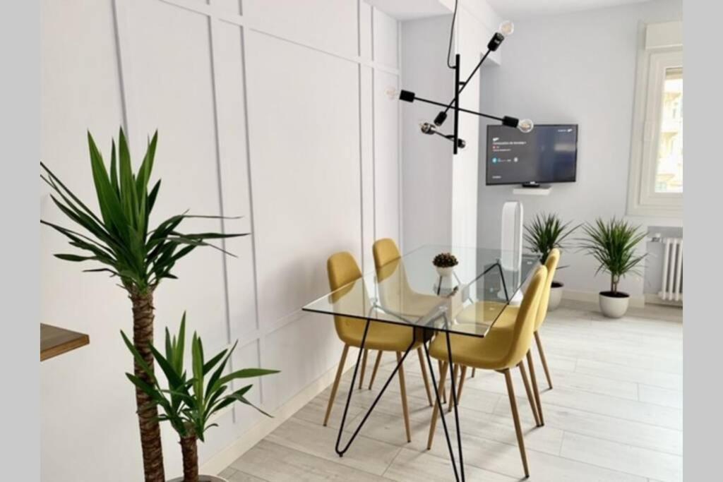 New Gorgeous Central Apartment - Beachfront - 3 Bd San Sebastián Exterior foto
